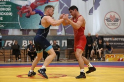 В Архангельске стартовал чемпионат Северо-Западного федерального округа России по греко-римской борьбе
